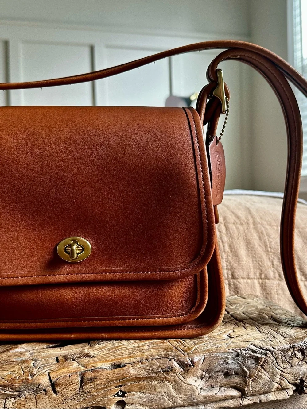 Vintage Coach Rambler’s Legacy 9061 – Like New